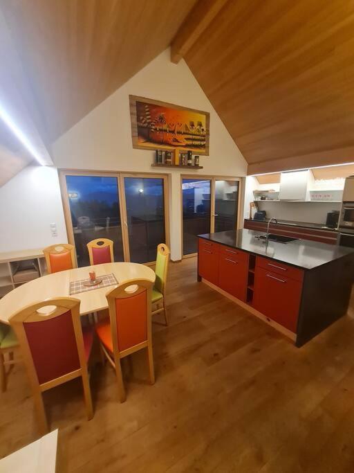 Grosszuegige Ferienwohnung Am Skigebiet Boedele Mit Rheintalblick Дорнбирн Екстериор снимка